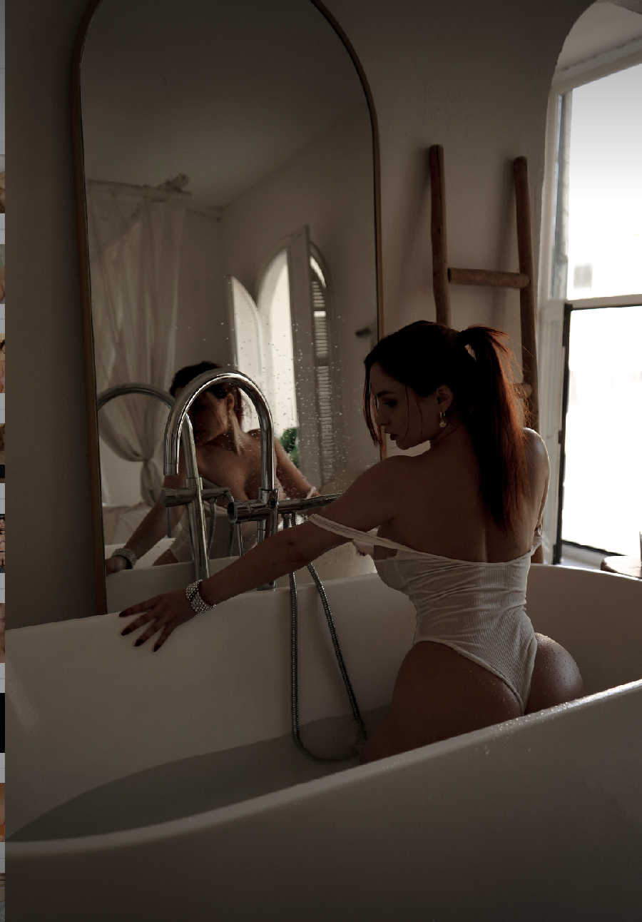 A playful frame from Miranda Faith nude — online in Guangzhou