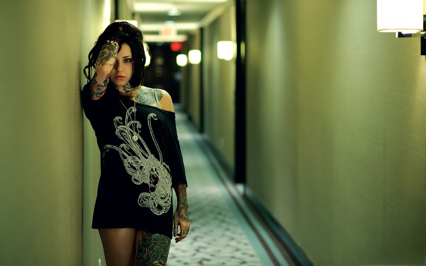 Sassy girls a simple photo, big mood