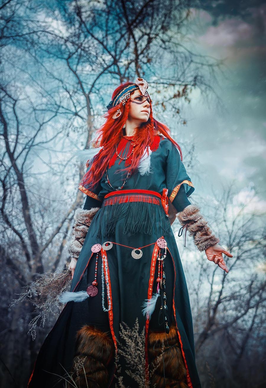 Take a pause and enjoy Girls in Slavic costumes — streaming from Guangzhou